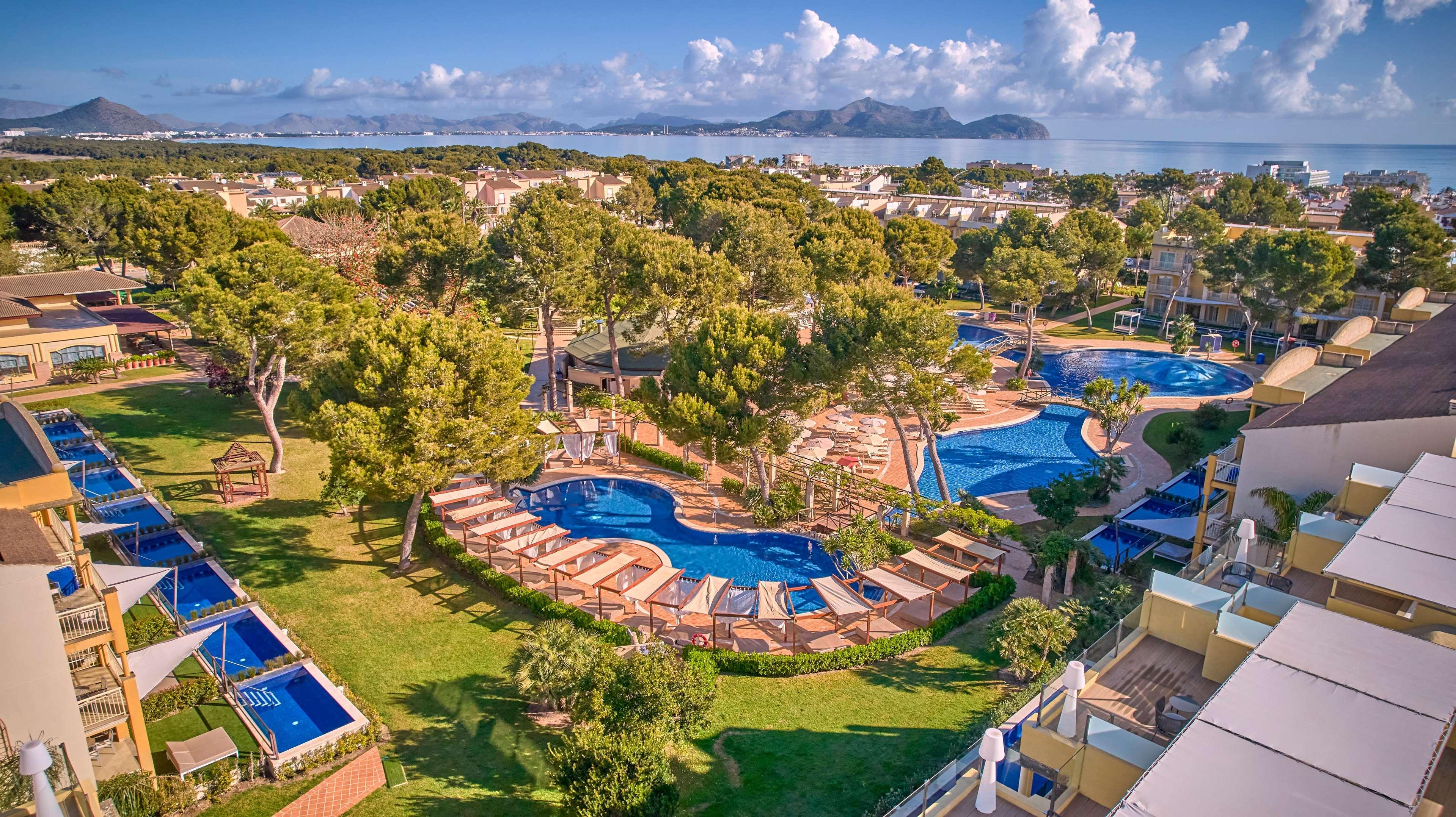 Zafiro Mallorca and Spa 58/62