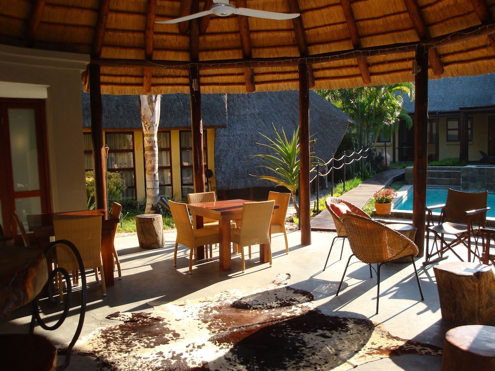 La Lechere Guest House 38/50