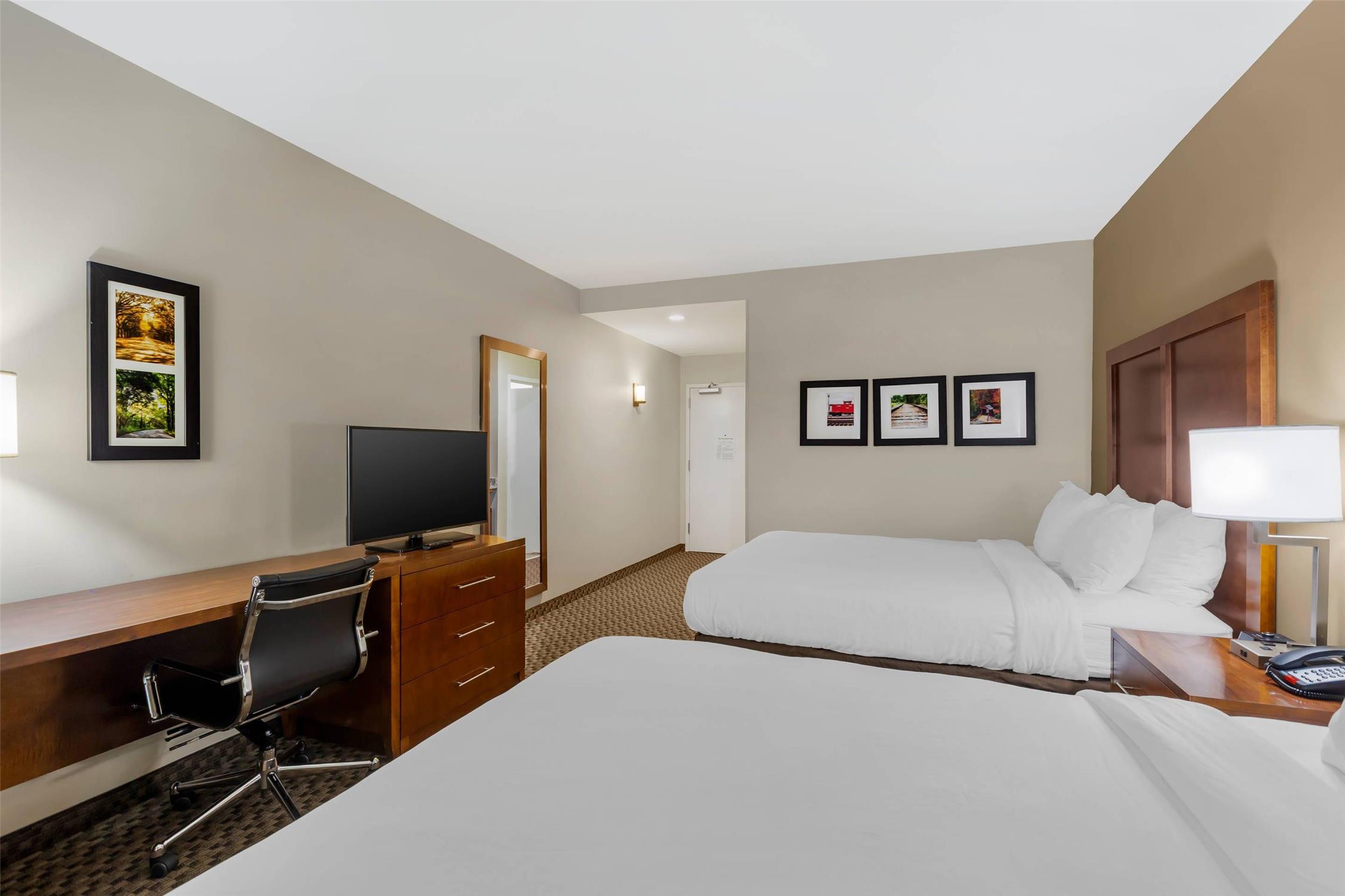 ROOM, 2 QUEEN BEDS