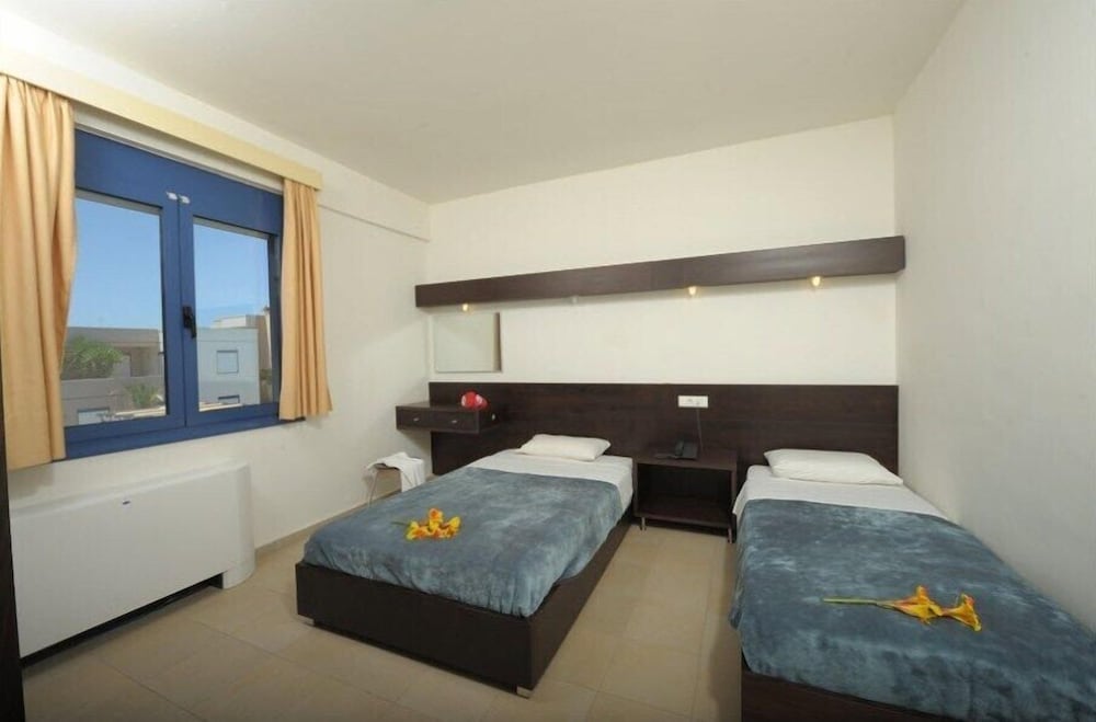 Meropi Hotel and Apartments 14/69