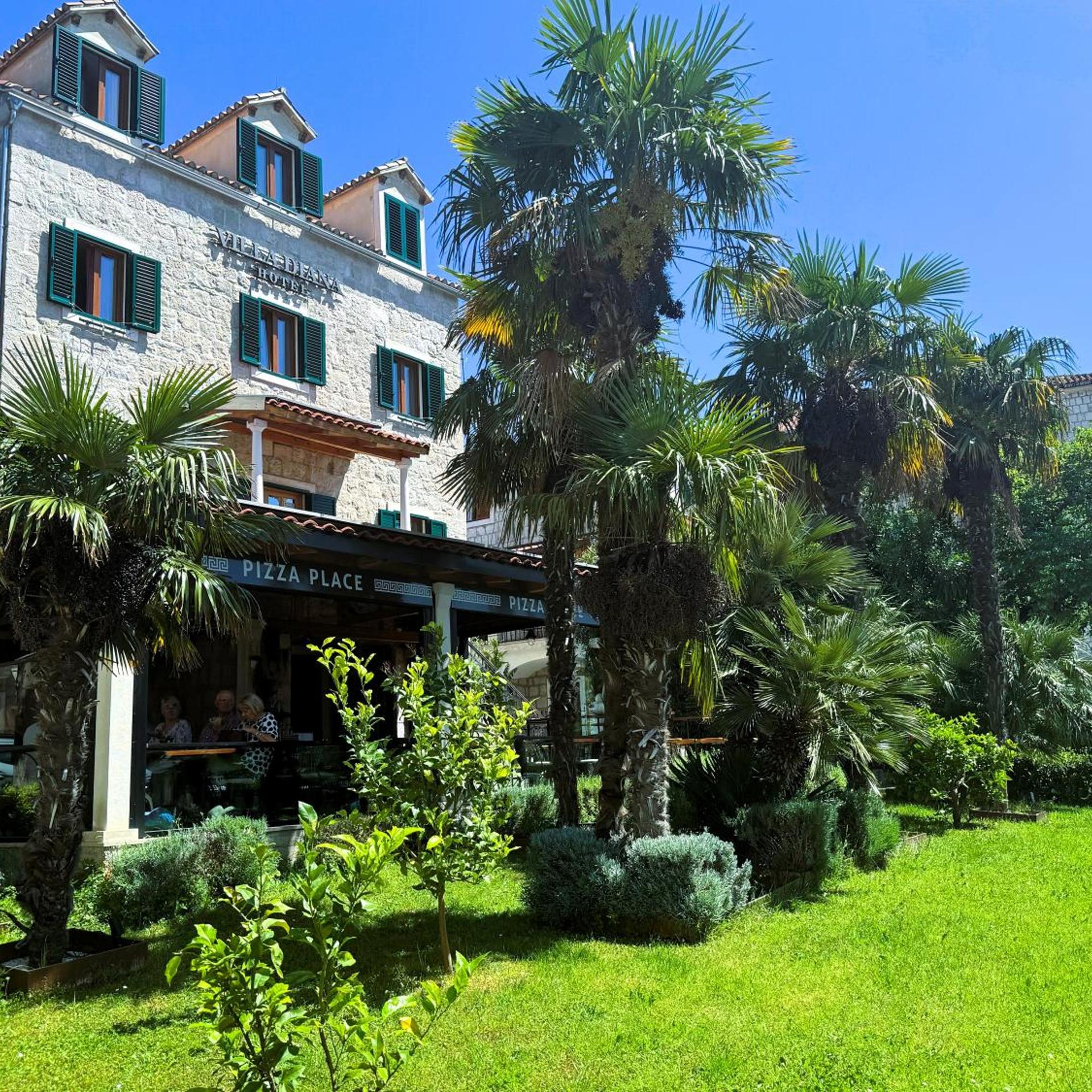 Villa Diana 46/50