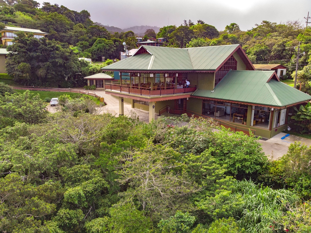 Hotel Ficus Monteverde 5/74