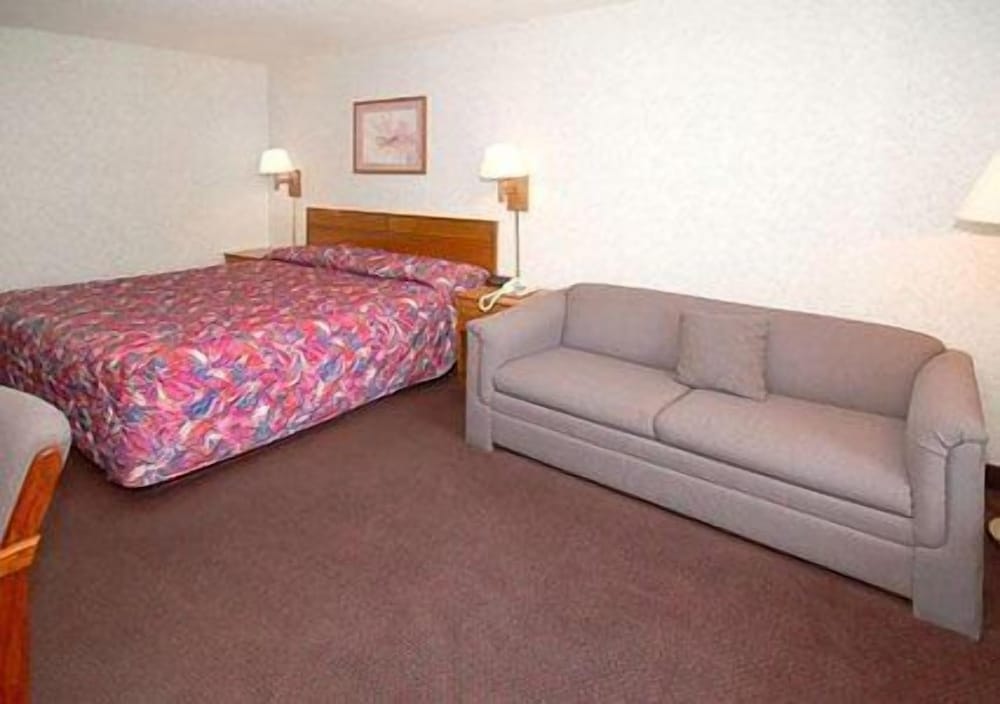 Econo Lodge Acworth East 37/53