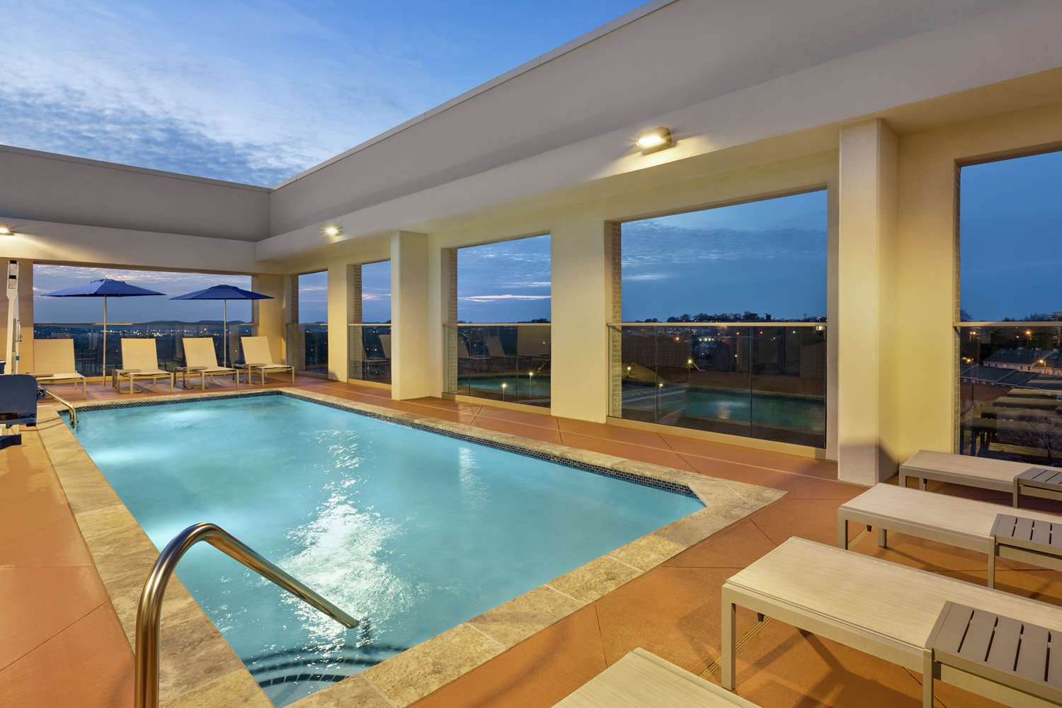 Hilton Garden Inn Nashville West End Avenue 4/24