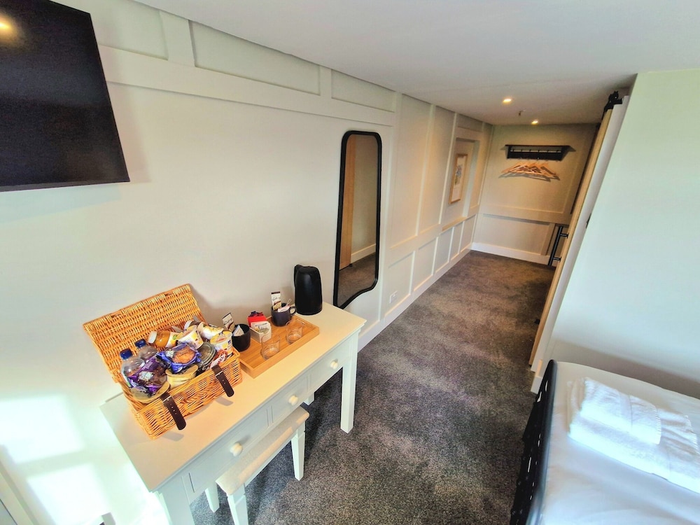 The Dormy House Hotel 10/50