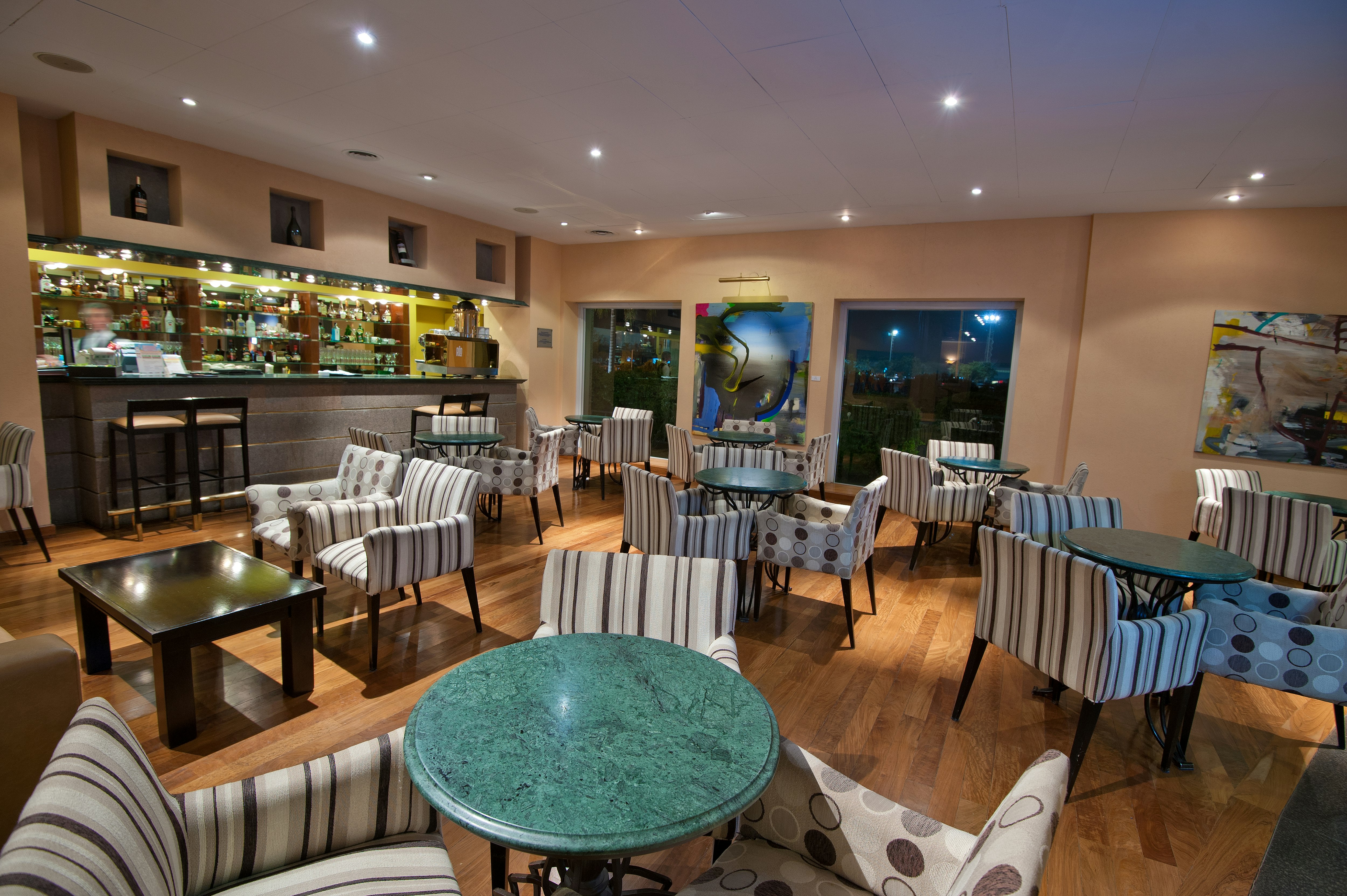 Holiday Inn Cordoba 57/76