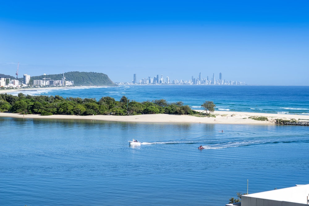 LITTLE COVE CURRUMBIN 61/70