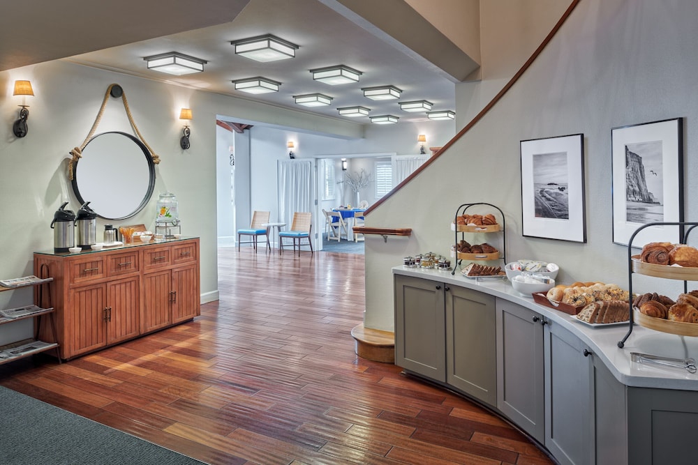 The Beach House Hotel Half Moon Bay 5/50