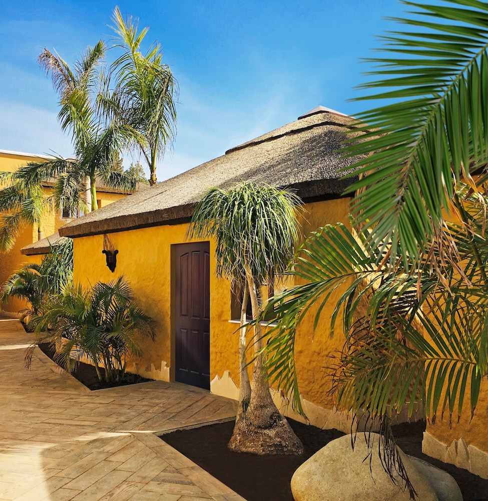 Royal River Luxury Hotel (Adults Only +16) 67/75