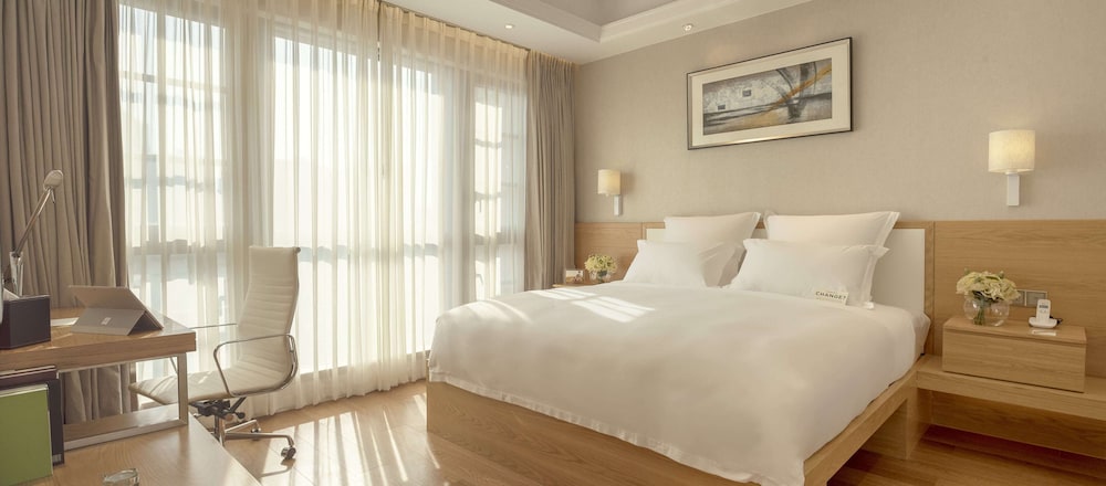 3 BEDROOMS, APARTMENT