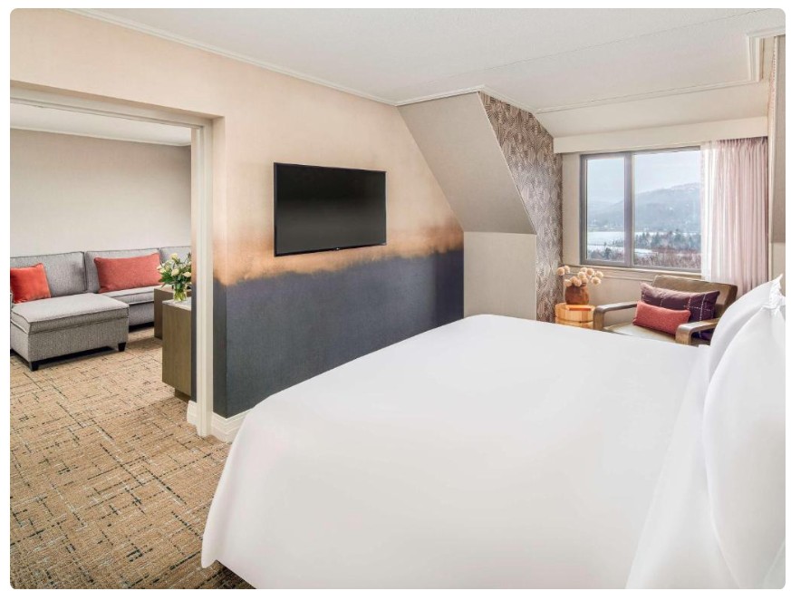 Renovated, Luxury, Residence, King Bed, Corner، Fairmont Tremblant 2/3