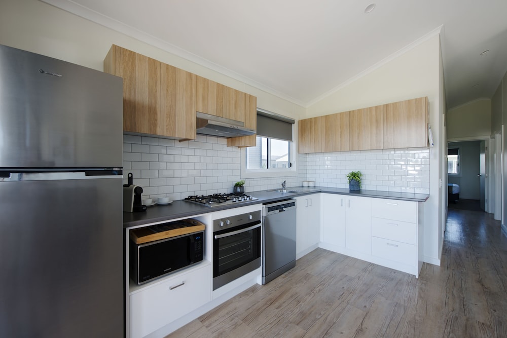 Big4 West Beach Parks 11/74