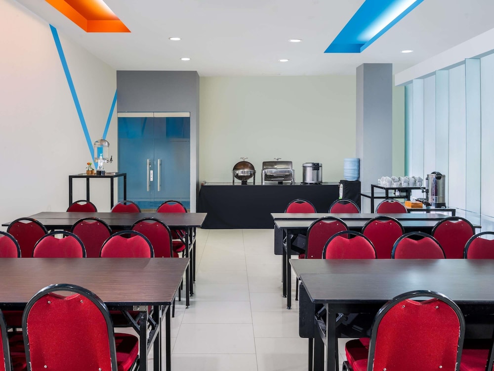 Ibis Budget Jakarta Cikini 39/42