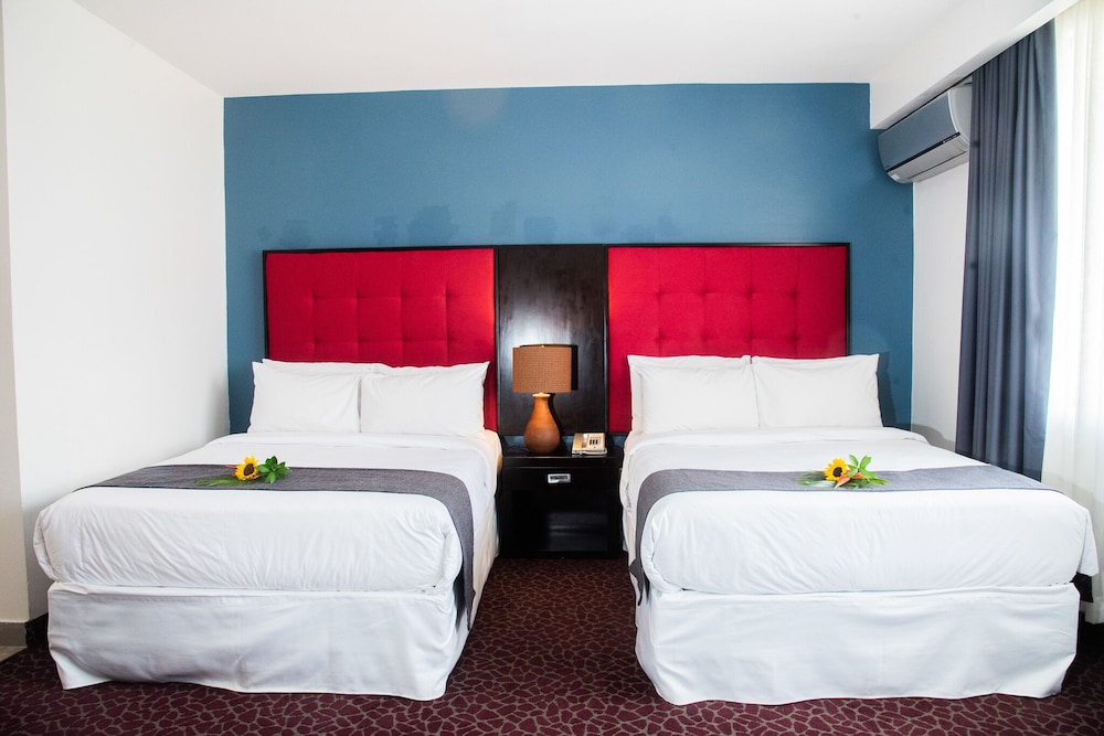 Kc Hotel San Jose 27/84