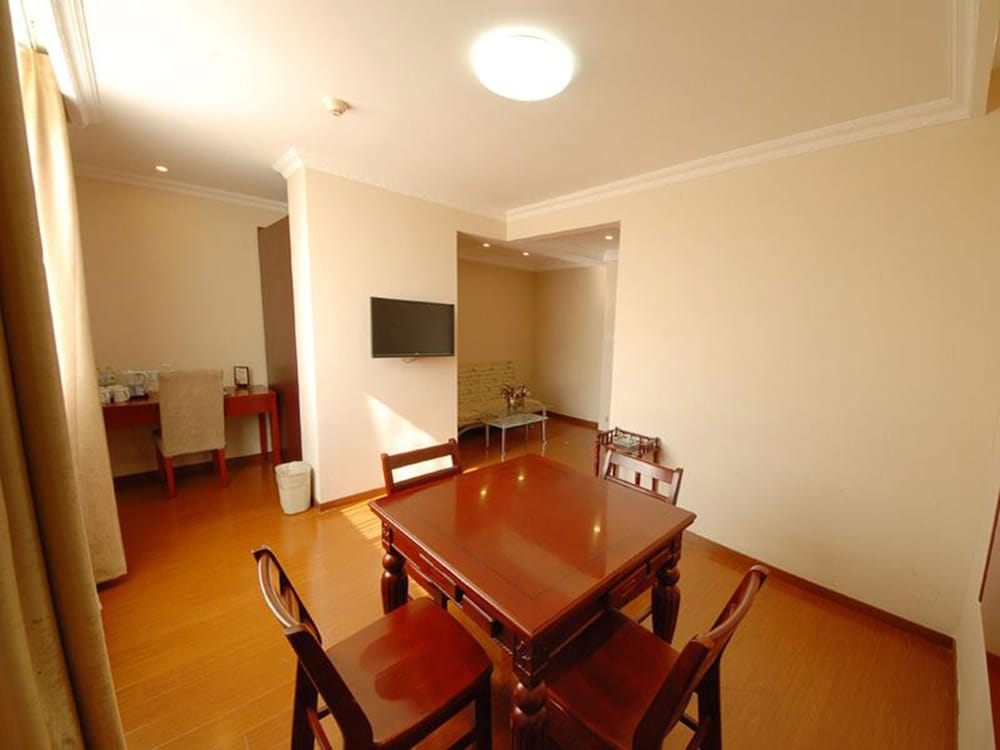 Greentree Inn Jiangsu Taizhou Jingjiang Bus Station Express Hotel 38/41