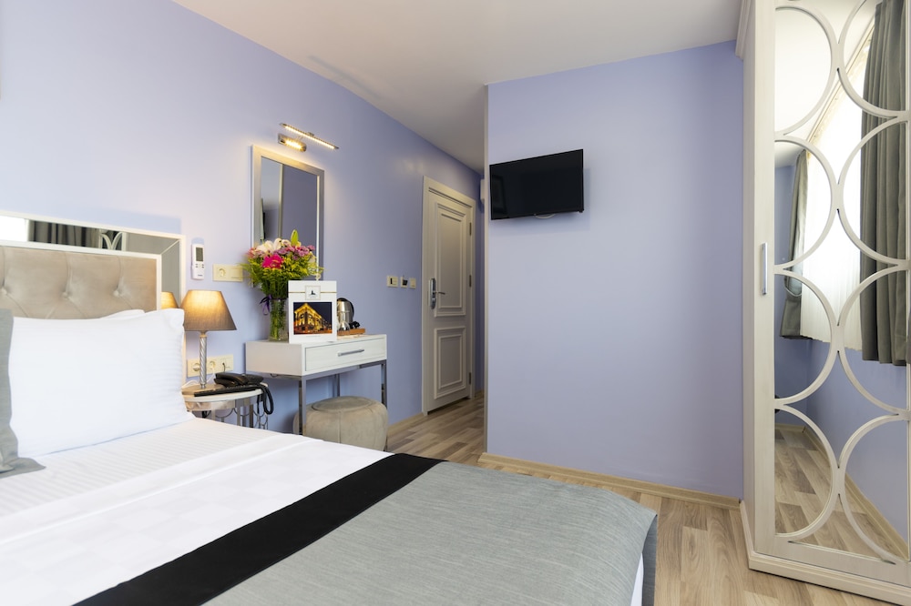 Primero Hotel 28/65