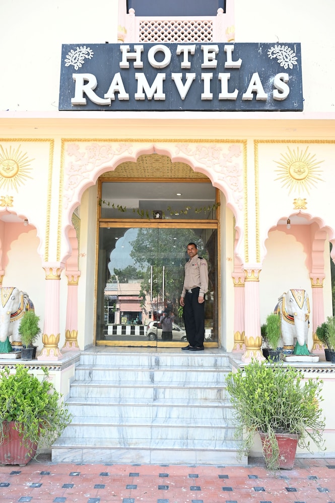 Zo Rooms Jalmahal Amer Road 1/42
