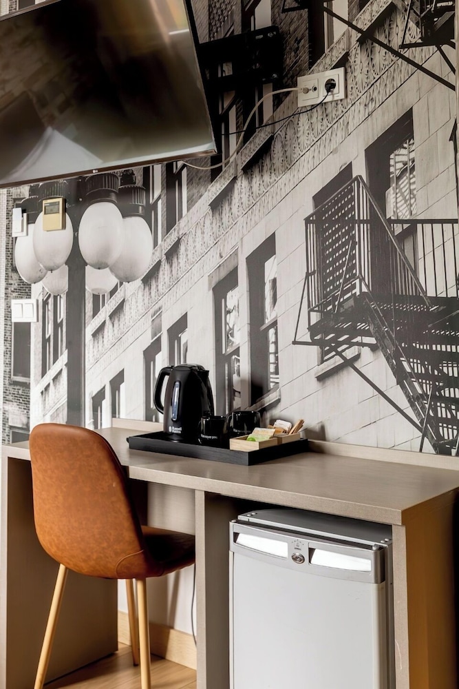 Colectia Hotel Urumea 57/76