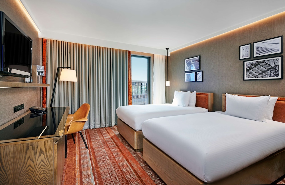 Hilton London Tower Bridge 20/83