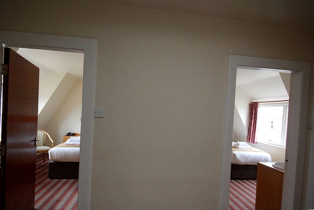 Belmore Court & Motel 35/50