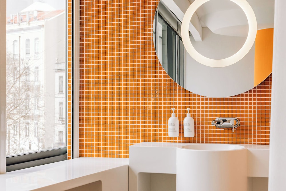 EVOLUTION LISBOA HOTEL 73/74