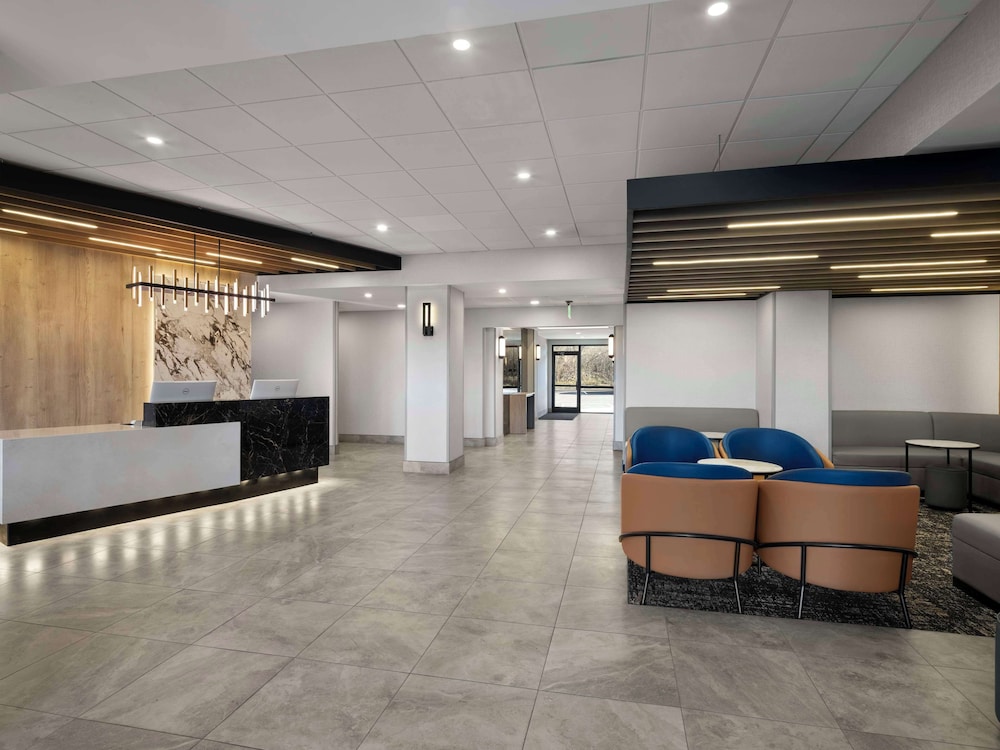 Hyatt Place Kansas City/Overland Park/Metcalf 17/64