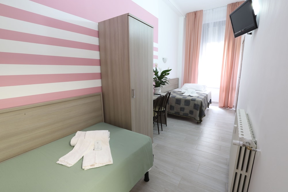 Hotel Leonardo da Vinci 37/44