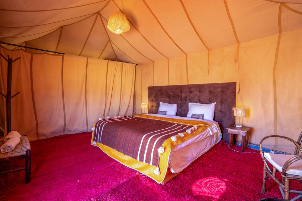Erg Chegaga Desert Luxury Camp 1/11