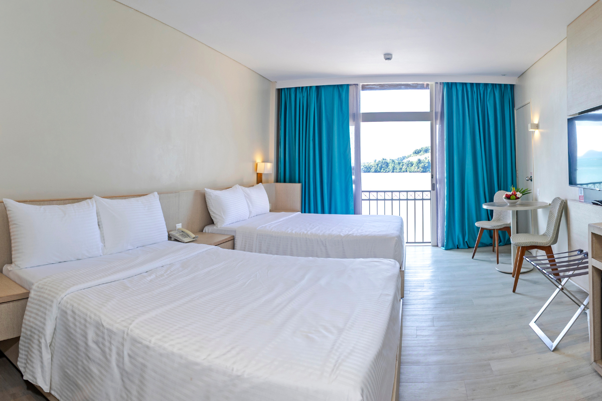 Premier, Sea View