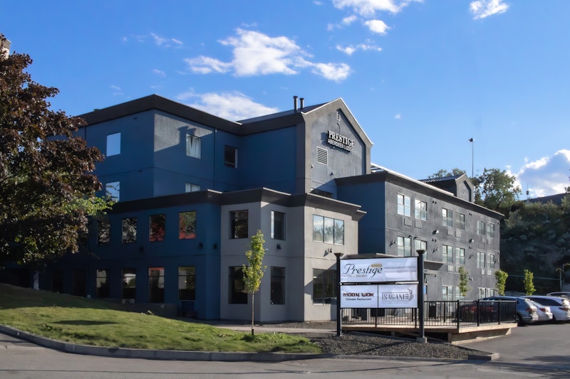 Prestige Aberdeen Lodge Kamloops 52/54
