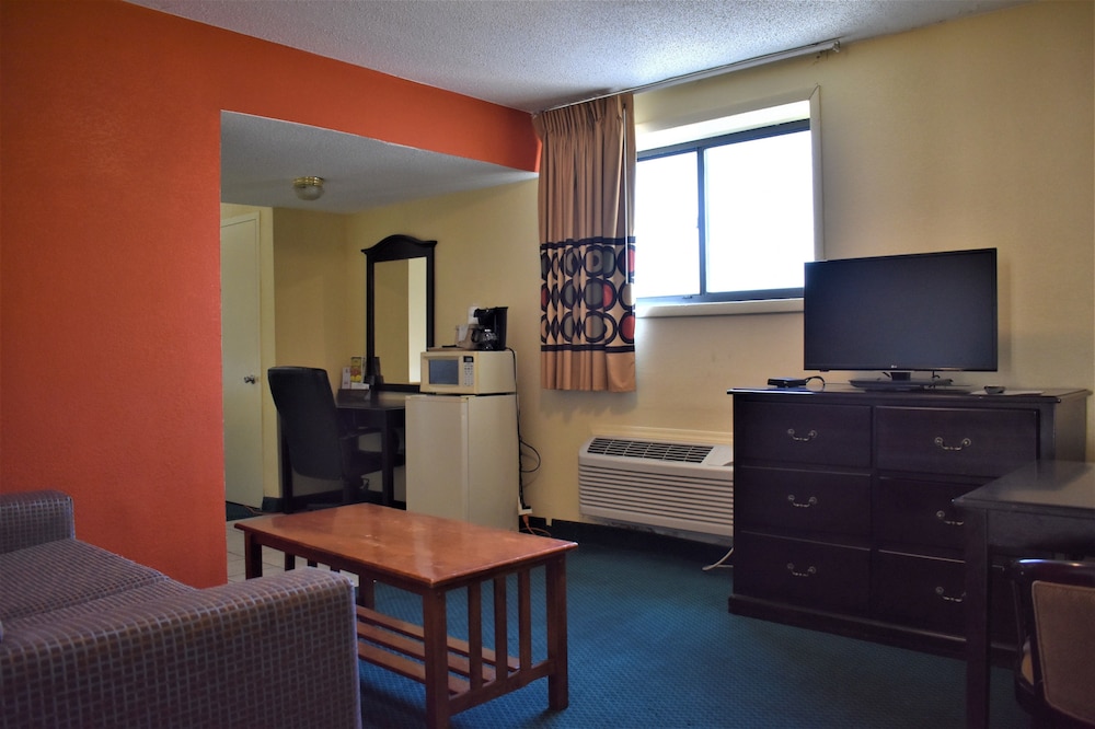 Super 8 by Wyndham Atlantic City NJ 15/21