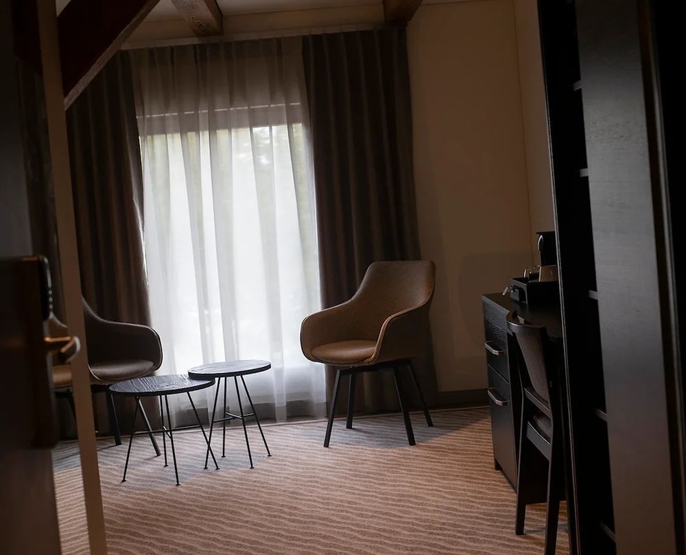 Michaelson Boutique Hotel 26/35