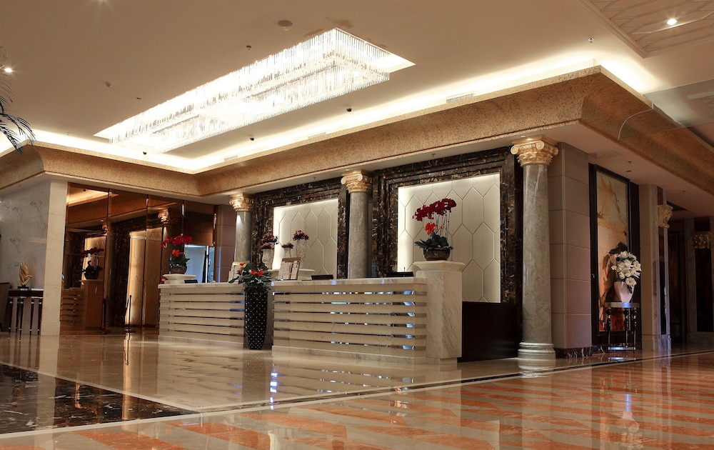 Lobby at Country Garden Phoenix Hotel XingAnMeng, Hinggan