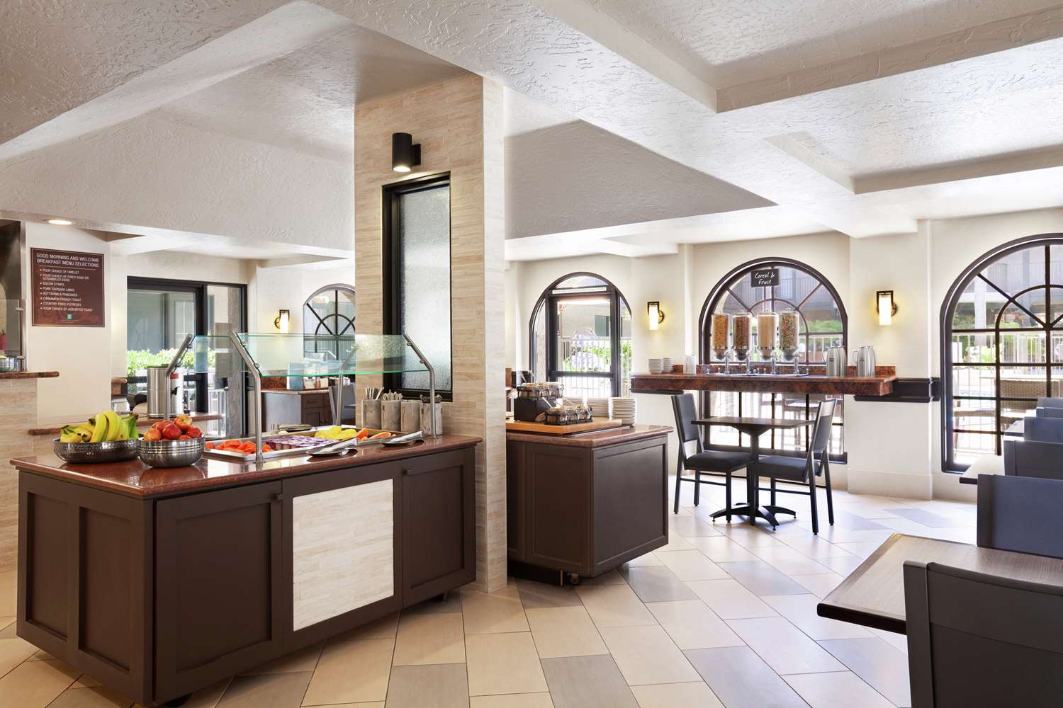 restaurant cafeteria