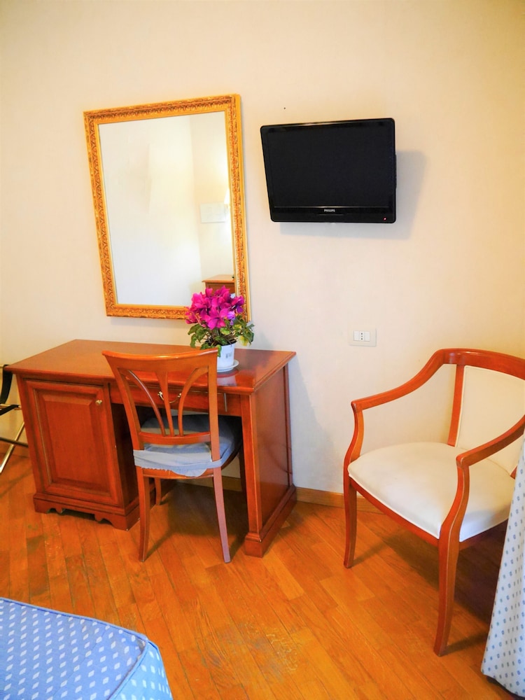 Hotel San Pietro 32/50
