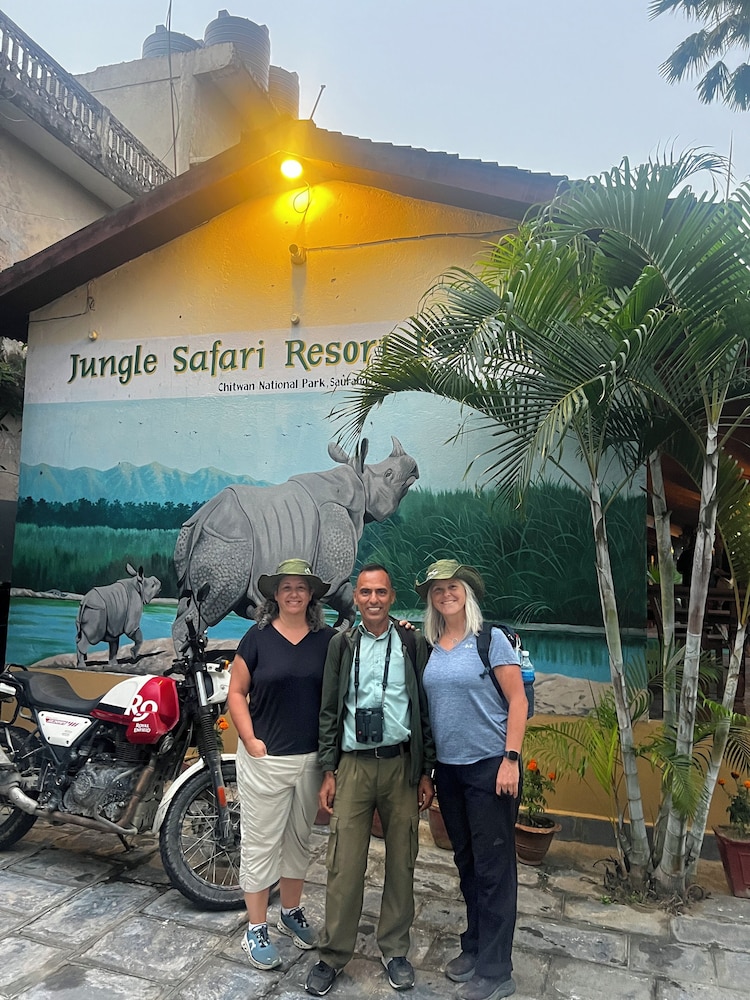 Jungle Safari Resort 38/50