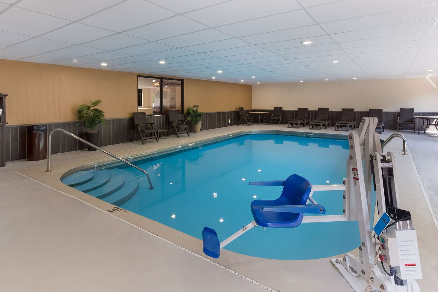 Best Western Logan Inn 22/31