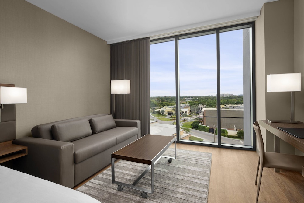 AC Hotel by Marriott Fort Lauderdale Sawgrass Mills/Sunrise 32/54