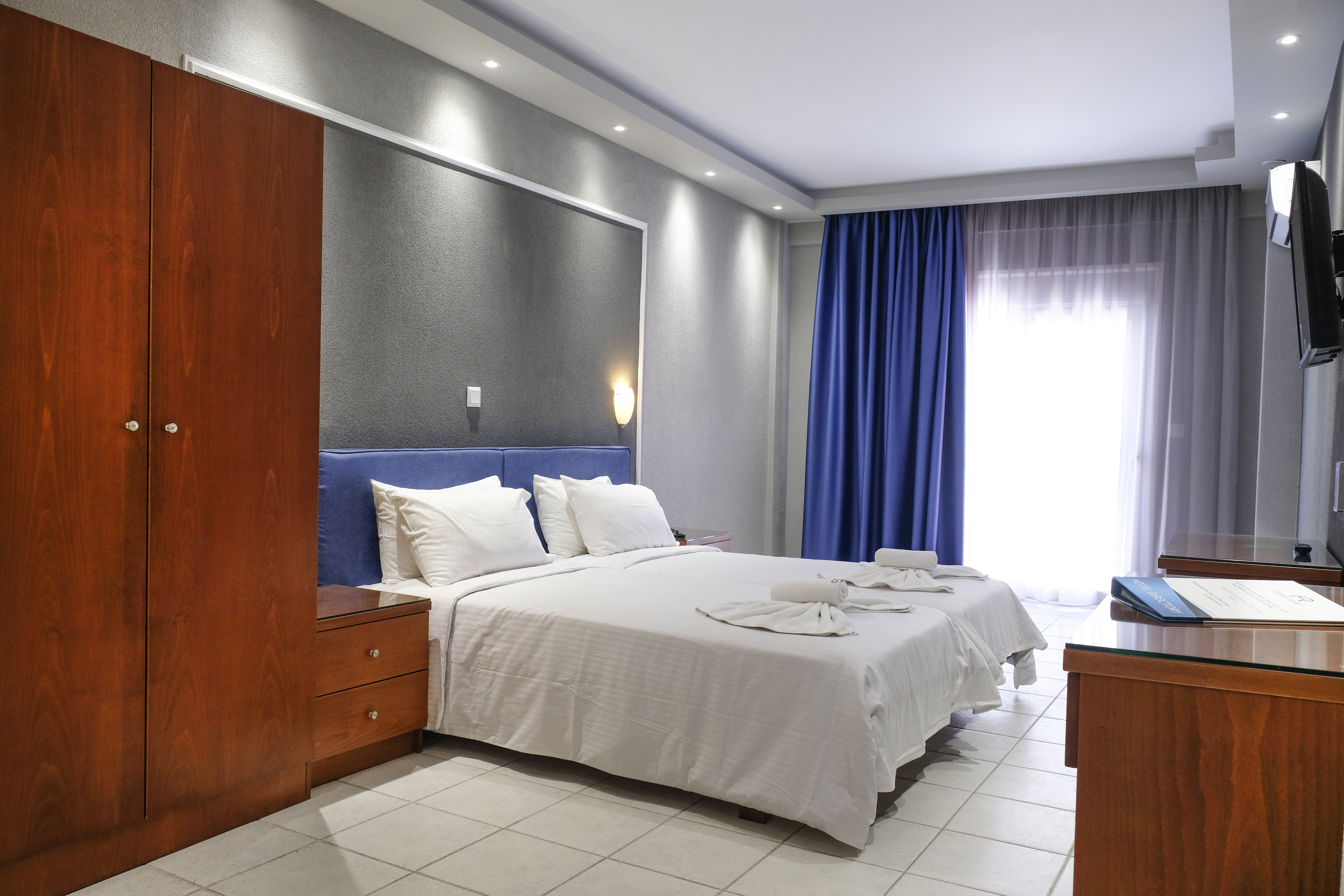 استوديو ديلوكس بإطلالة على المسبح، Royal Hotel and Suites 6/10