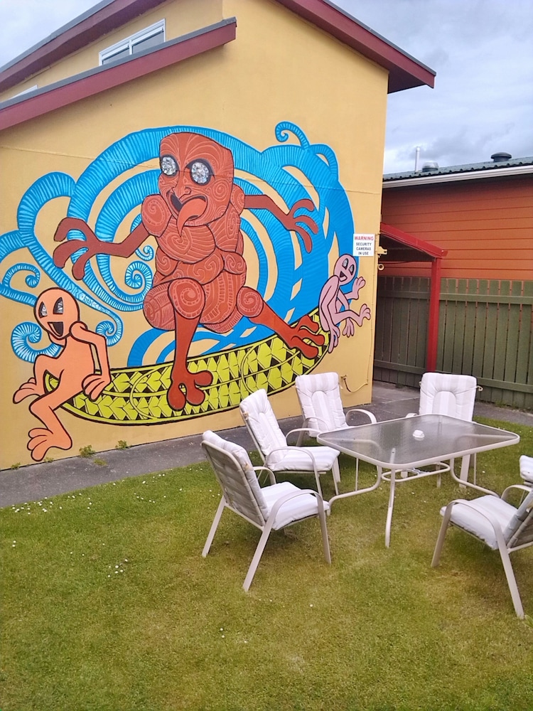 Bazil S Hostel Surf School 30/31