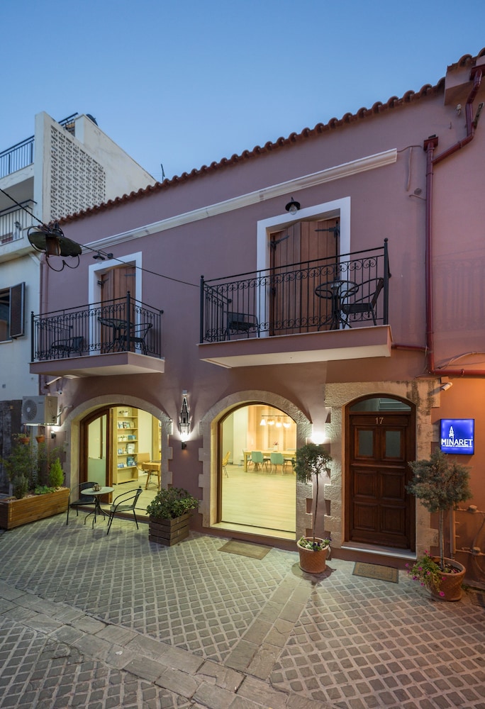 Minaret Suites and Apartments 2/50