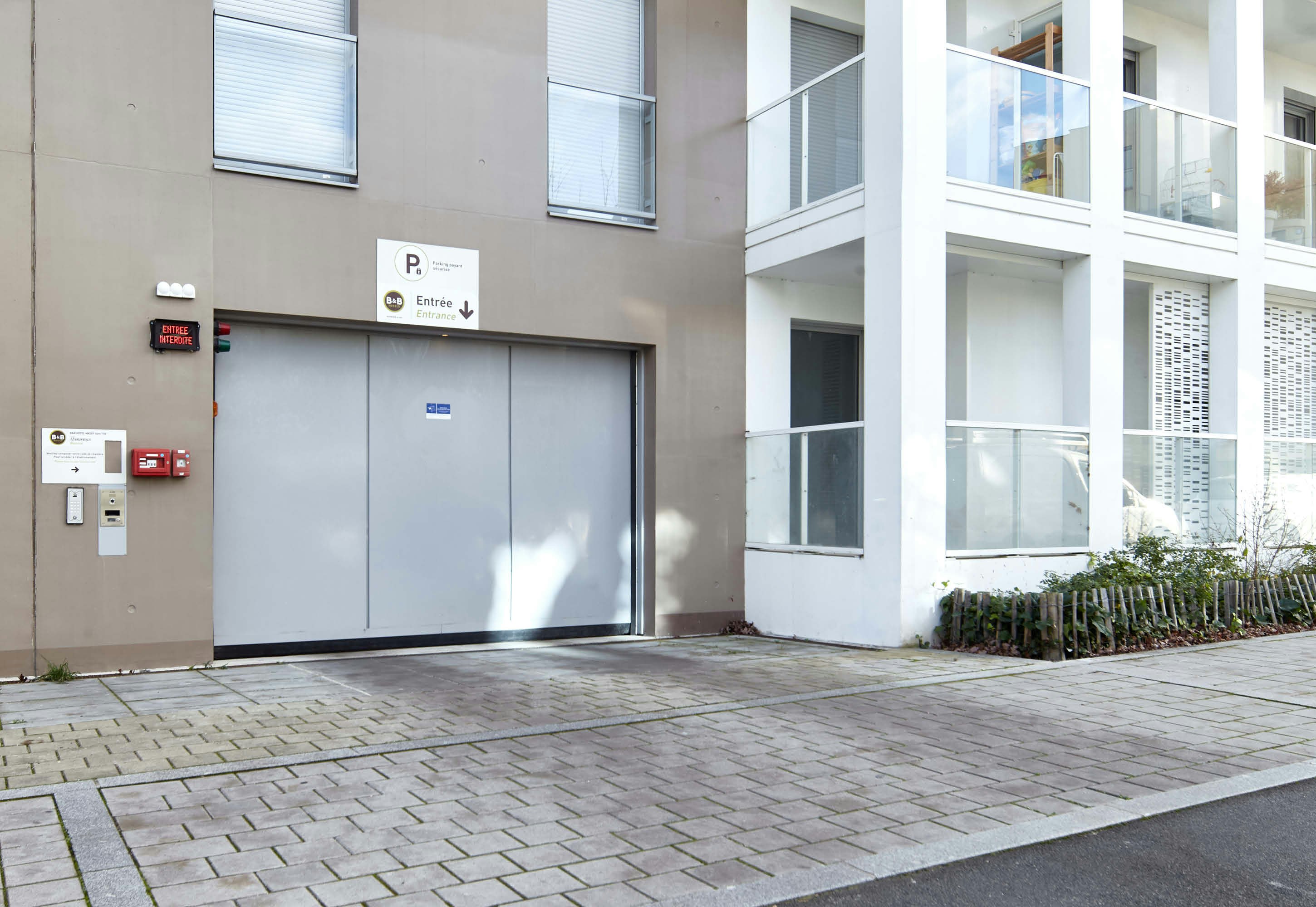 B&B HOTEL Massy Gare TGV 20/24