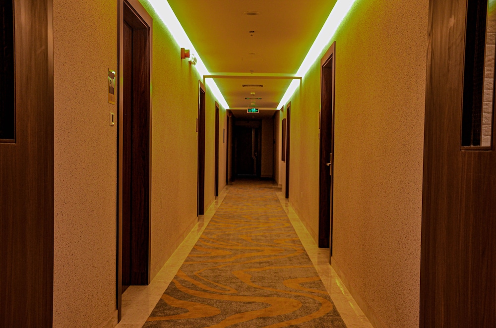 Juffair Boulevard Hotel and Suites 22/43