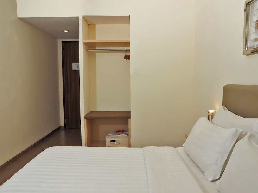 d'primahotel ITC Mangga Dua 9/24