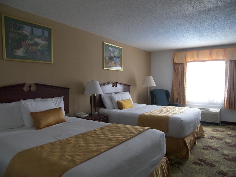 Baymont by Wyndham Mount Vernon Renfro Valley 10/40