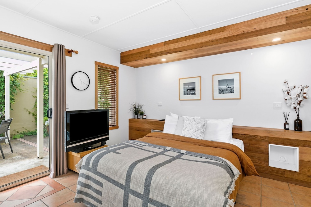 SEAHAVEN VILLAGE 22/68