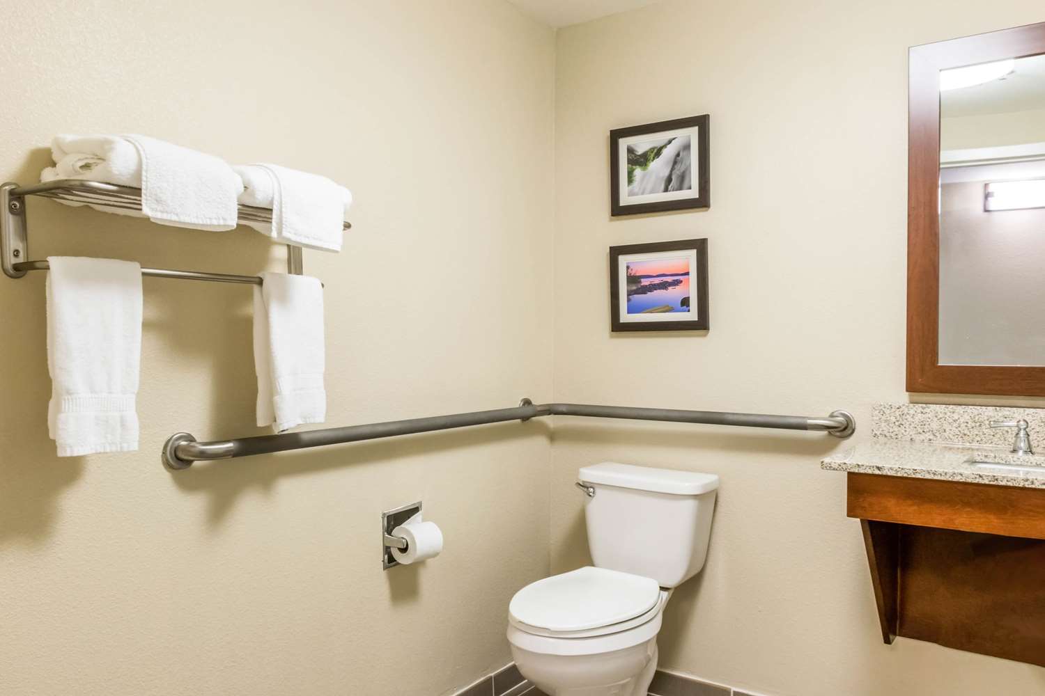 Comfort Inn Chambersburg North 61/62