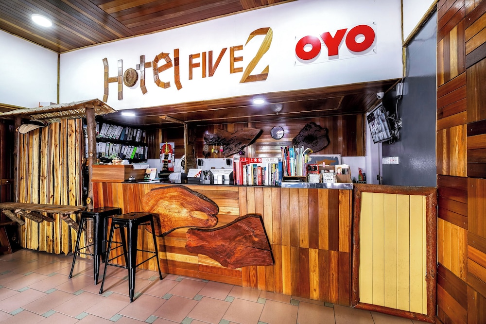 Oyo 210 Hotel Five 2 19/20