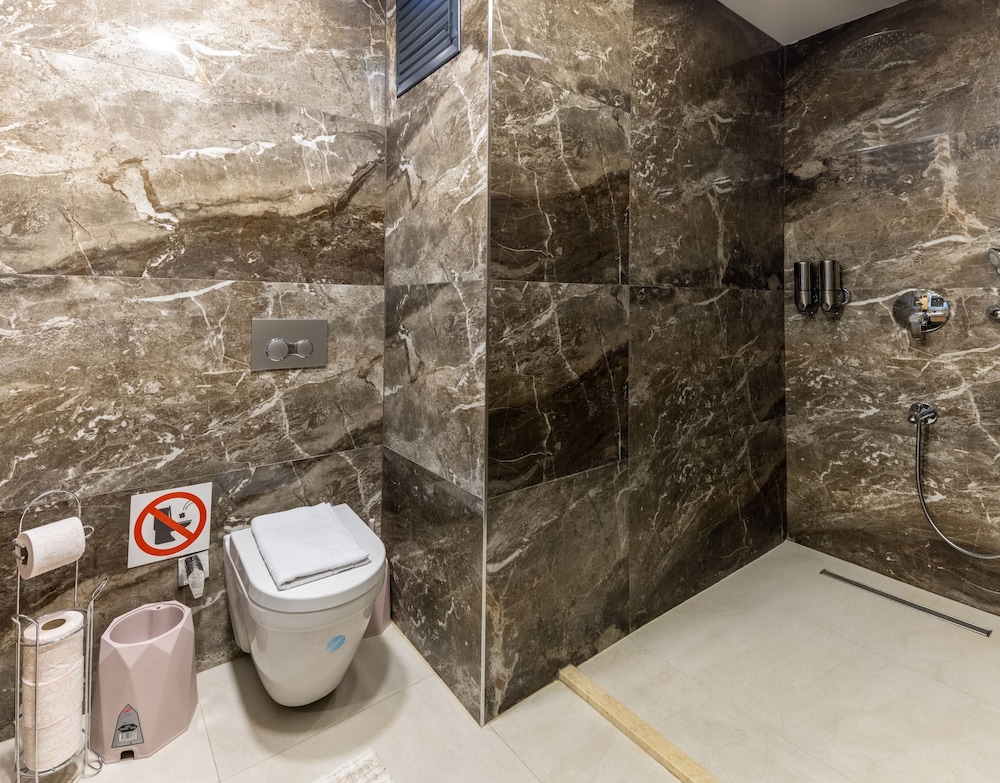 BayMari Suites Florya Istanbul 48/50