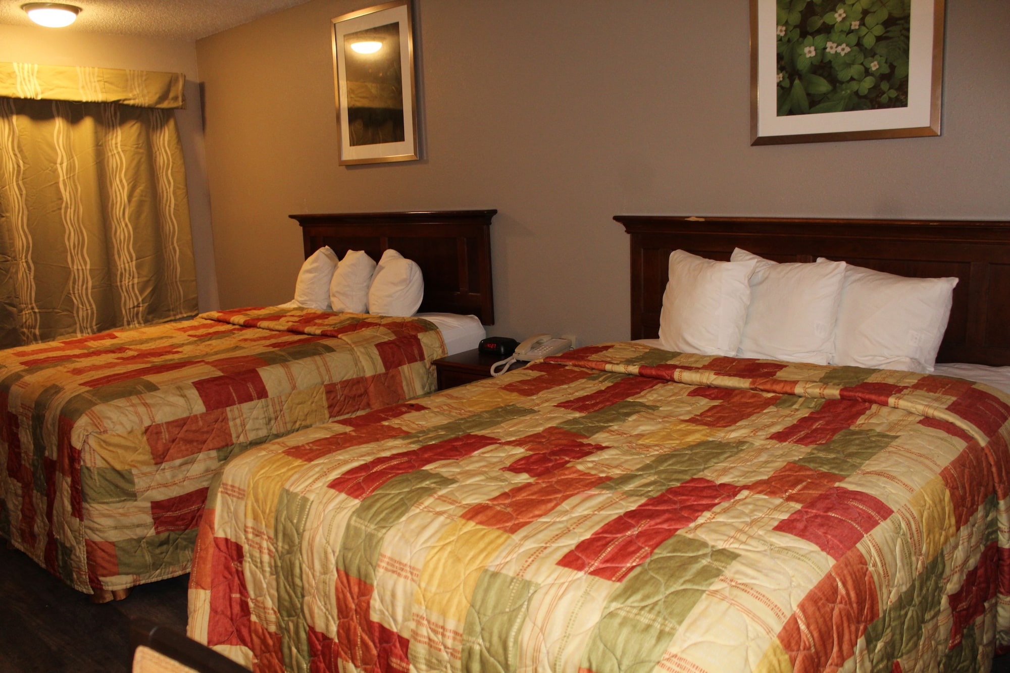 Room, 2 Queen Beds